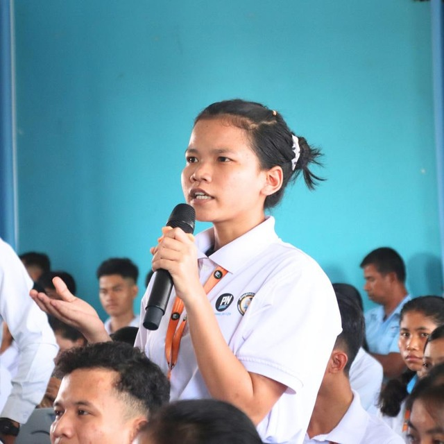 Sreyla Mang speaking at a student event